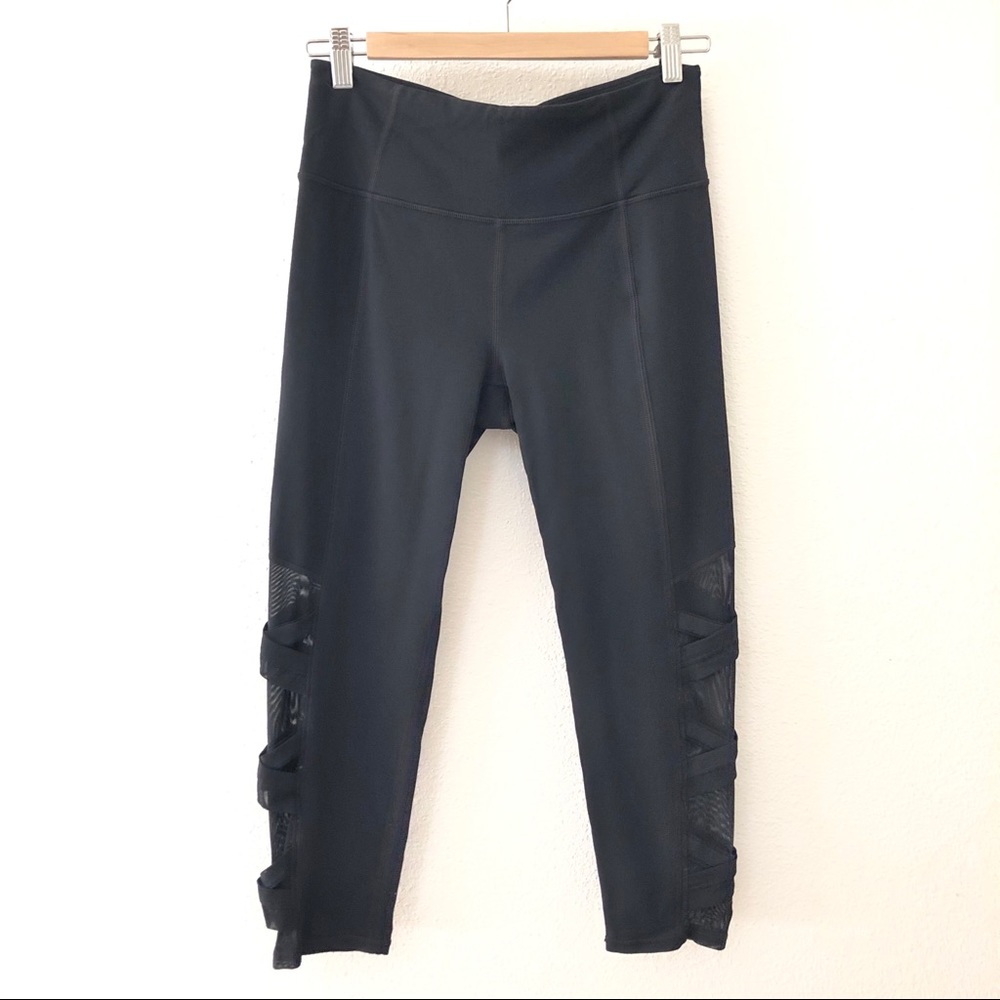 Athleta Cropped Leggings
